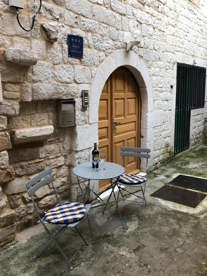 Old Town Apartments Trogir - Free Parking Exterior photo