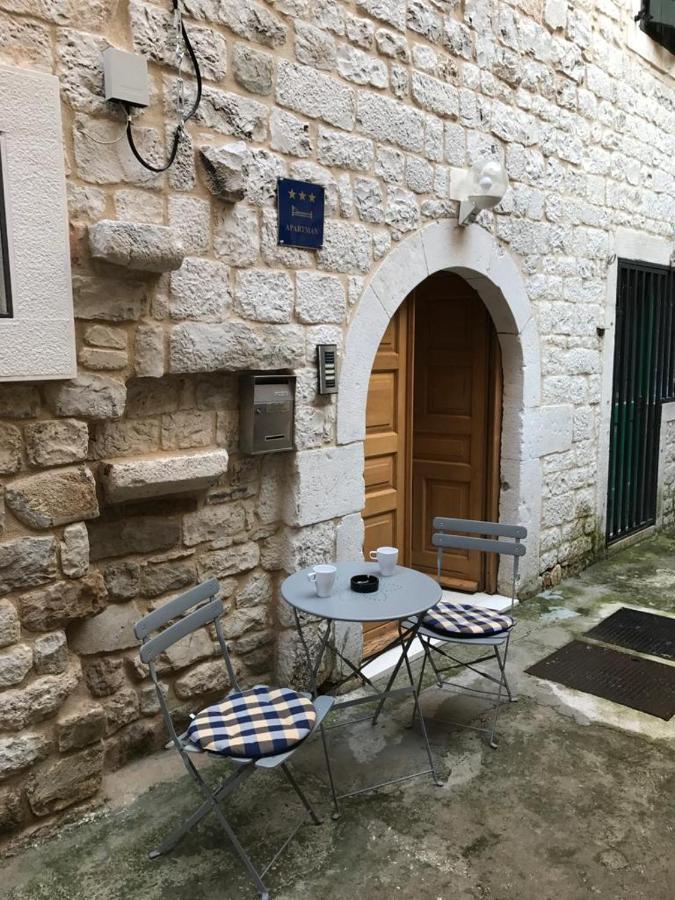 Old Town Apartments Trogir - Free Parking Exterior photo