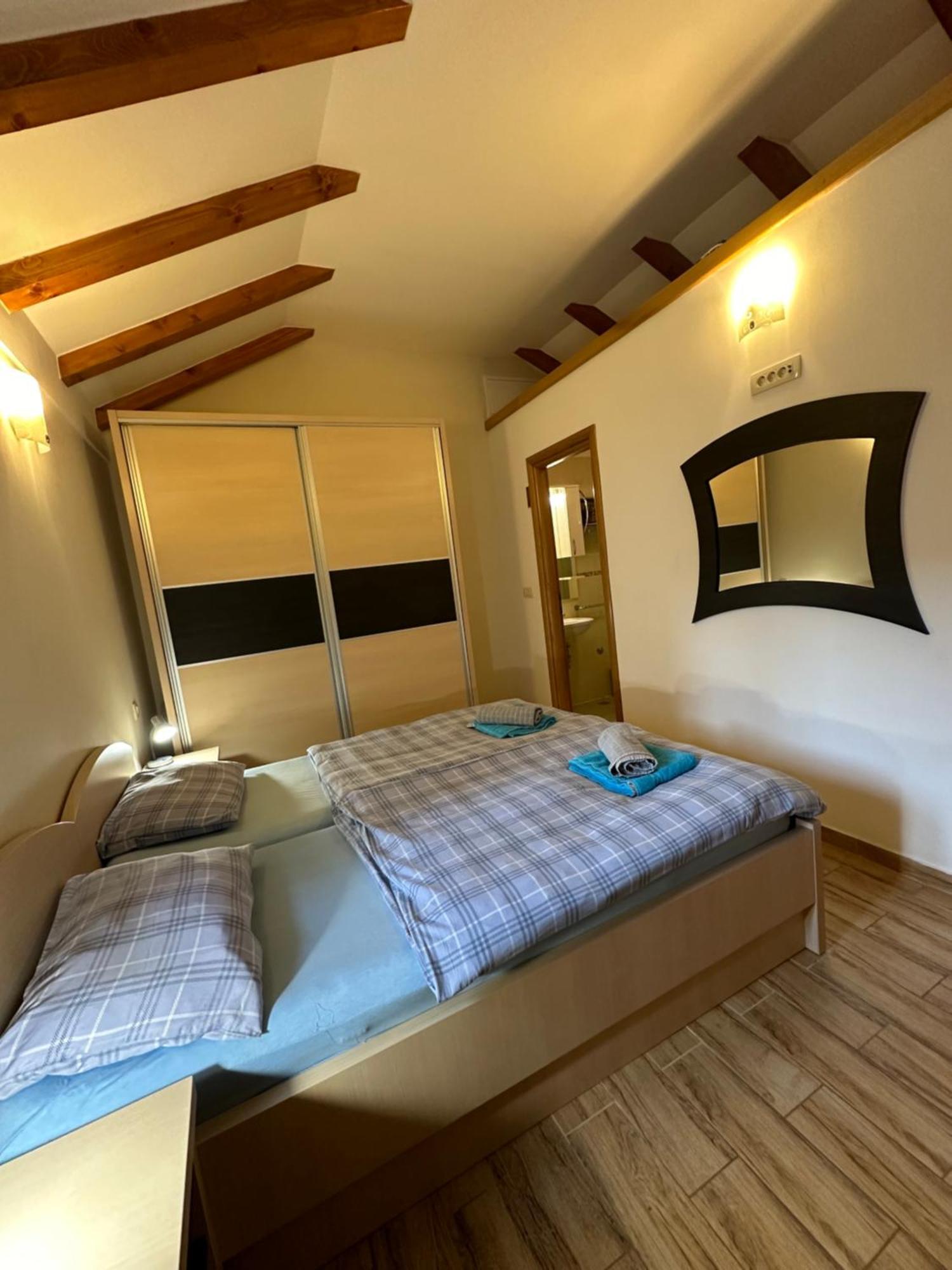 Old Town Apartments Trogir - Free Parking Exterior photo